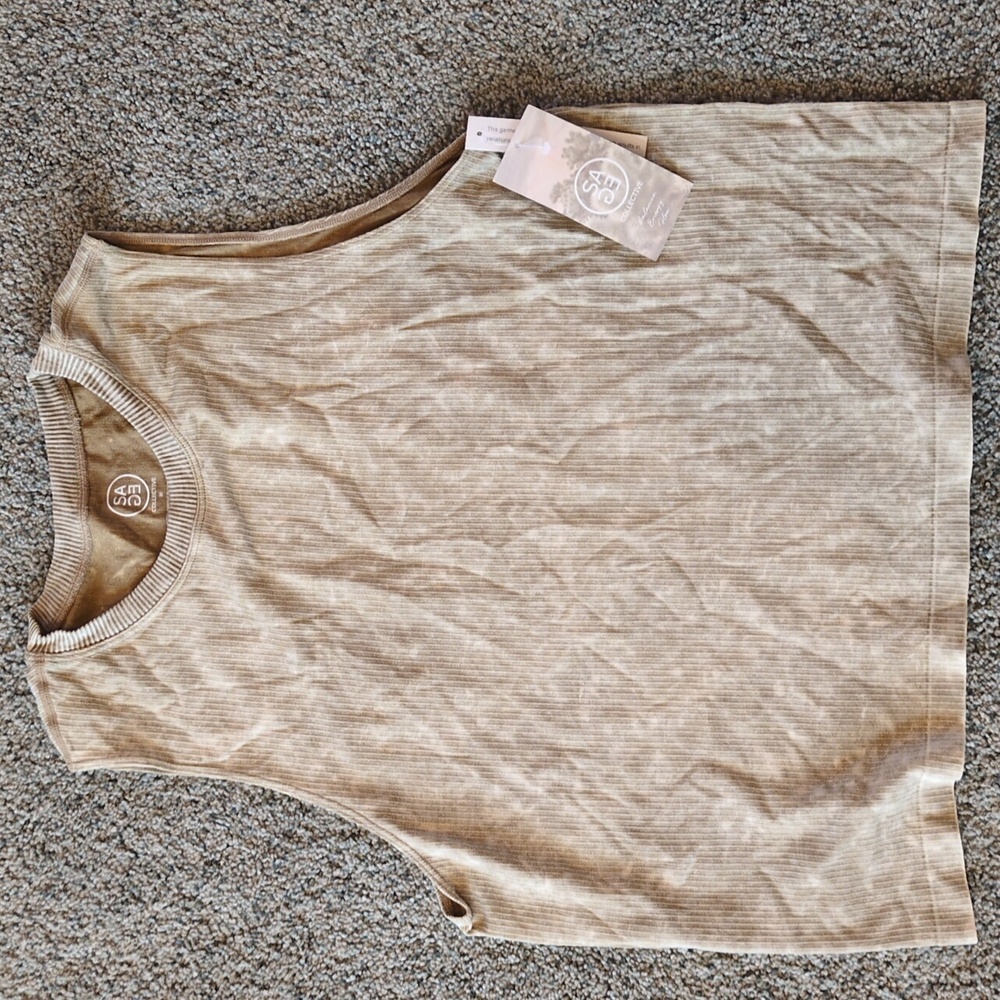 Women's Coral Sleeveless Tank Top with Eyelet Detail - Picture 8 of 8